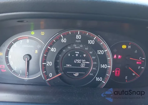 2017 Honda Accord Sport Se z USA, uszkodzony, nr VIN 1HGCR2F13HA074017